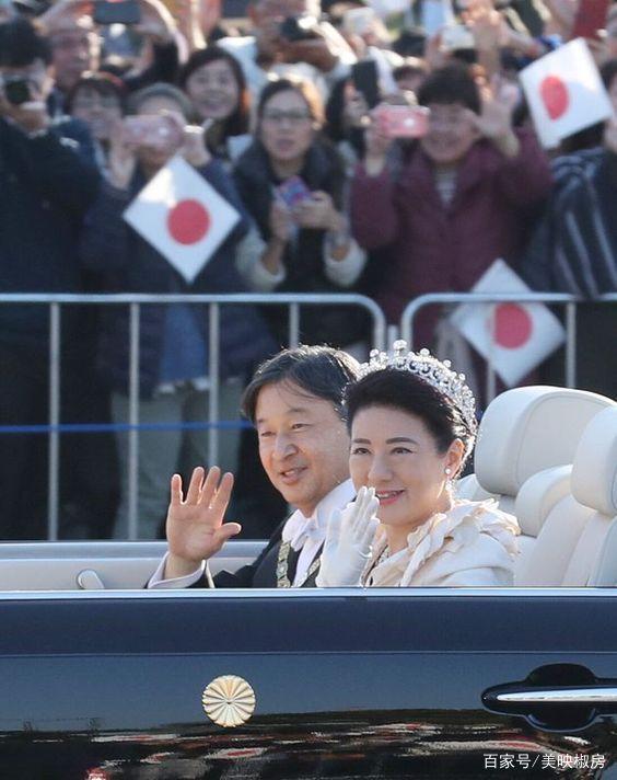 美智子皇后當年親自打電話 期待雅子嫁入皇室 她卻無力保護兒媳 雪花新闻