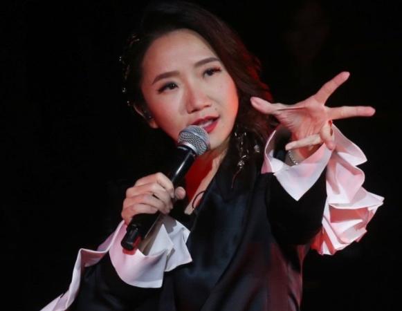 陶晶瑩舉辦演唱會，眾明星雲集，原來陶子姐姐人緣這麼好 娛樂 第1張