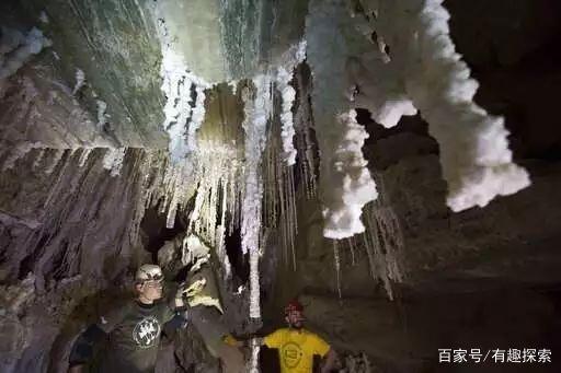 以色列專家摸索世界最長鹽洞，創造洞內掛滿大大量近似「掛面」物體 未分類 第2張