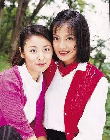 趙薇林心如20年後再相聚，同框圖片默契如姐妹，時間會沉淀真友情 娛樂 第6張