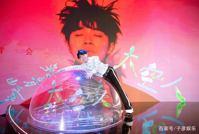 吳青峰在京舉辦首張專輯《太空人》發片會 蘇打綠合體送祝福 娛樂 第2張