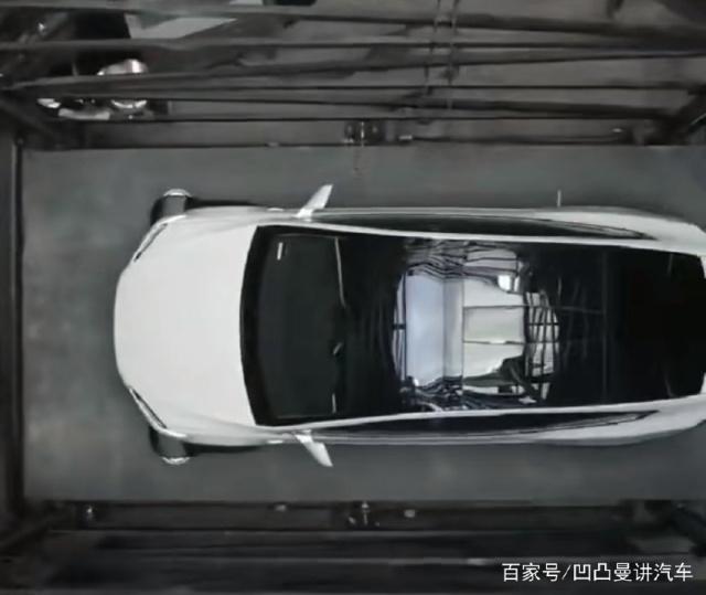 特斯拉公司首條隧道：馬斯克駕駛特斯拉，時速堪比高鐵極具科幻感 汽車 第1張