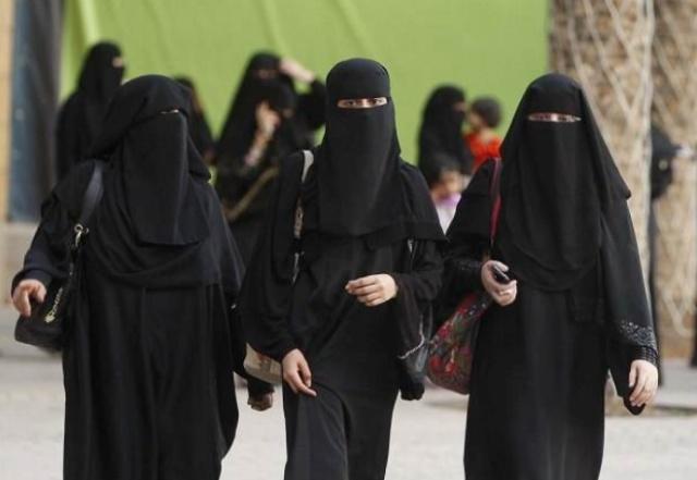 最 開放 的中東國家 女性可以穿比基尼 還能和男性競爭崗位 雪花新闻