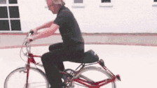 热哥爆笑动态图片：单车中的战斗机，了解一下